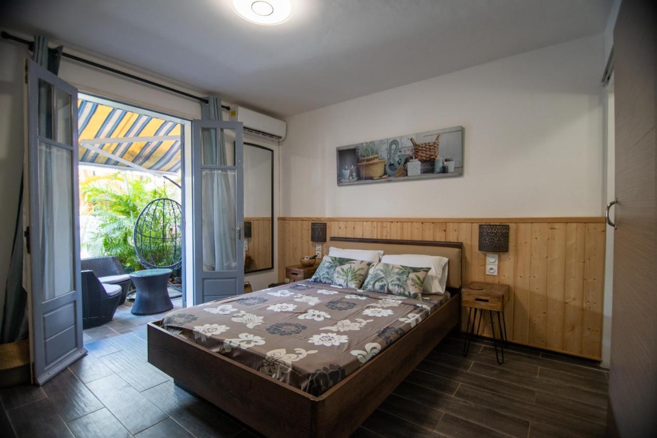 Appartements Et Chambres En Coeur De Ville Saint-Denis - Entree Autonome - Check In 14H30- Exteriör bild