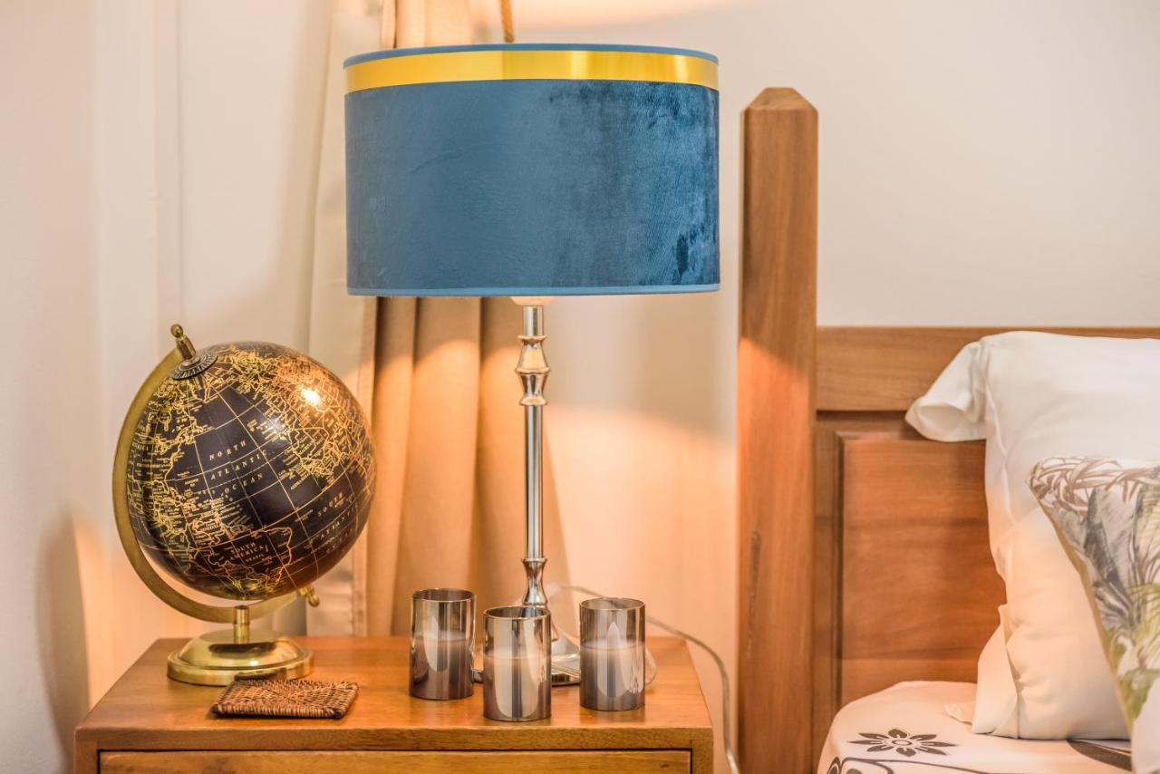 Appartements Et Chambres En Coeur De Ville Saint-Denis - Entree Autonome - Check In 14H30- Exteriör bild